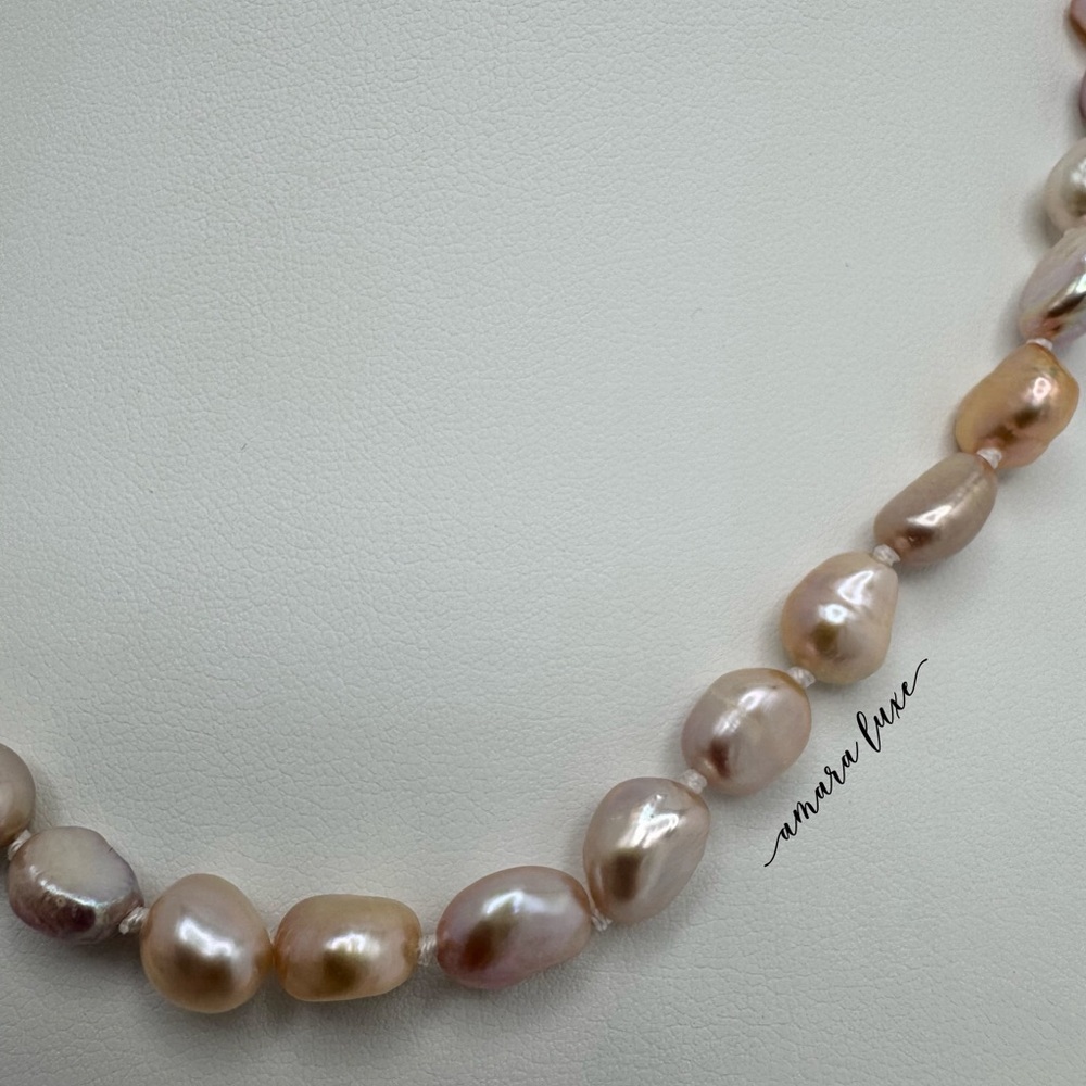 Lavender Purple Freshwater Baroque Pearl Necklace - Picture 5 of 7